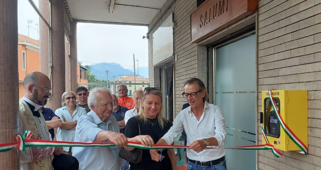 Campochiesa D’albenga, Taglio Del Nastro Per Il Defibrillatore 