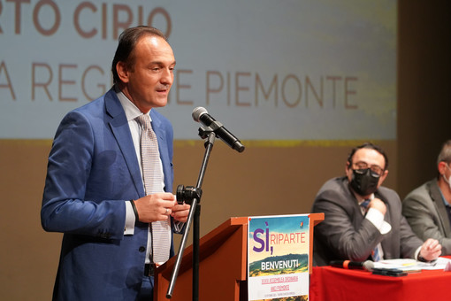 Il presidente del Piemonte Alberto Cirio: &quot;Disponibili a entrare nella compagine societaria dei porti di Genova e Savona&quot;