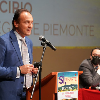 Il presidente del Piemonte Alberto Cirio: &quot;Disponibili a entrare nella compagine societaria dei porti di Genova e Savona&quot;