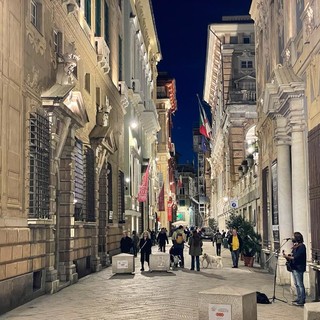 Via Garibaldi si rifà il look: nuove e spettacolari luci per la valorizzazione del patrimonio architettonico di Genova (Foto)