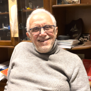 Testimonial del dialetto - Enrico Canale, il nonno che da anni porta il genovese nelle scuole (Video)