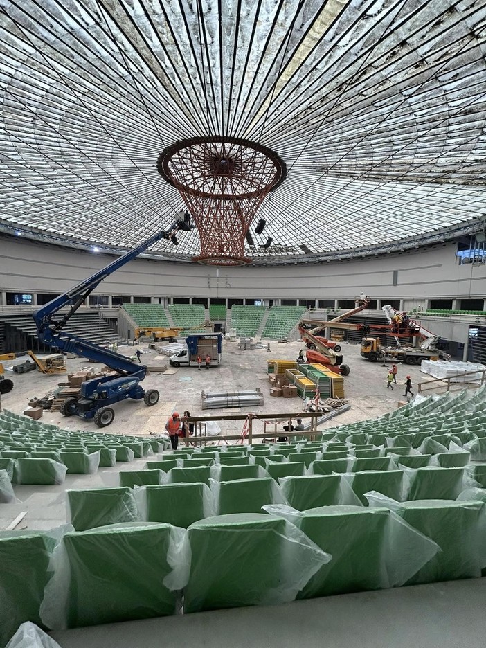 Waterfront, prende forma il nuovo Palasport: le immagini delle nuove tribune