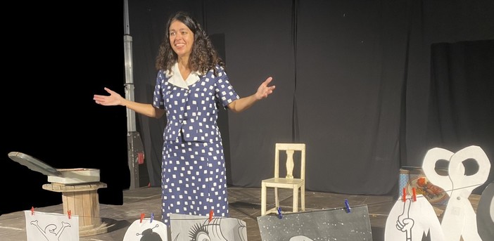 Camogli, al Teatro Sociale rivive il mito di Carosello con lo spettacolo di Clara Costanzo