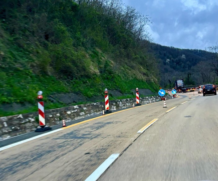 Venerdì nero per il traffico, frana in A7: chiuso e riaperto dopo verifiche tratto Ronco Scrivia-Isola Del Cantone