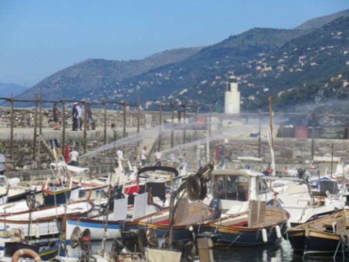 Esercitazione antincendio conclusa con successo nel porto di Camogli