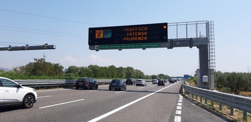 Esodo di ferragosto, week end da bollino nero da oggi pomeriggio a domenica sulla rete Anas