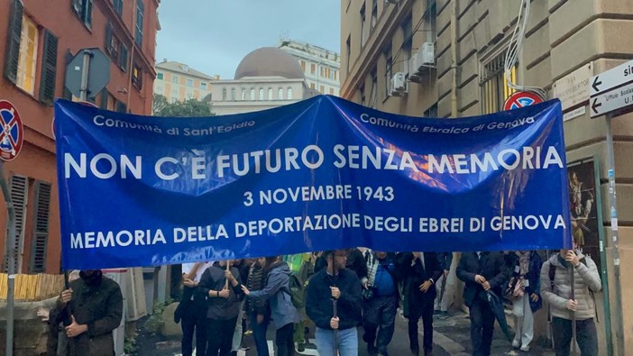 La Marcia della Memoria a Genova: “Non sottovalutiamo gli episodi di antisemitismo” (Foto e Video)