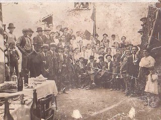 Tradizionale foto di gruppo per la Festa di Santa Cecilia, Patrona dei musicisti, anno 1961