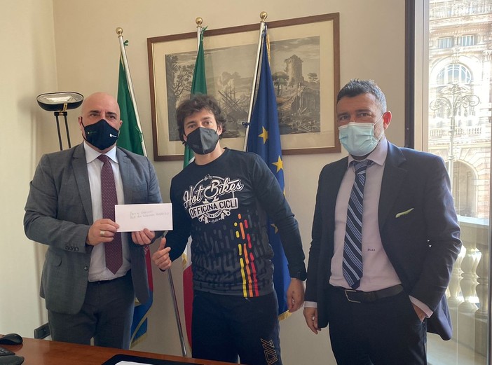 Berrino incotra Marco &quot;Secco&quot; Sanguineti, il ristoratore che protesta in bici contro le sanzioni