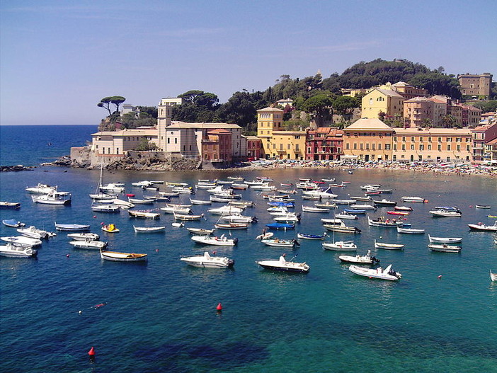 Sestri Levante e l'origine dei nomi delle due baie