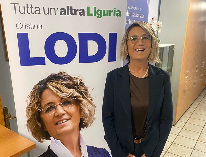 Elezioni regionali. Da Palazzo Tursi a piazza De Ferrari, Cristina Lodi lancia la sua corsa per “Tutta un’altra Liguria” (VIDEO)