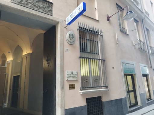 La stazione dei carabinieri della Maddalena