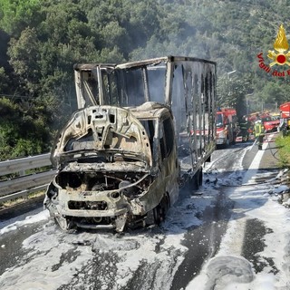 Traffico, A12: doppio incidente, casello Genova Est chiuso