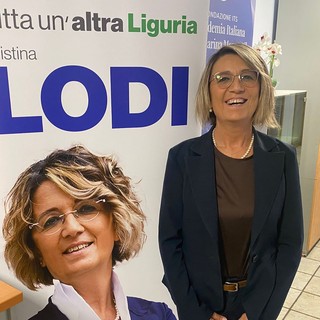 Elezioni regionali. Da Palazzo Tursi a piazza De Ferrari, Cristina Lodi lancia la sua corsa per “Tutta un’altra Liguria” (VIDEO)