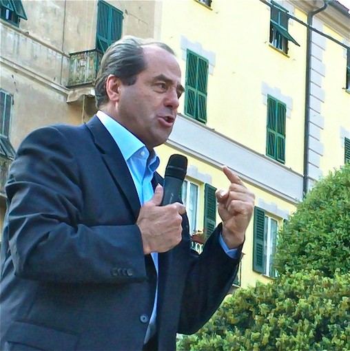 Di Pietro a Savona: &quot;il Governo non risponde alle interrogazioni su questa provincia&quot;