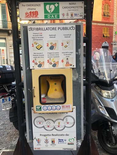 Nervi, al porticciolo non vogliono il defibrillatore, si pensa di spostarlo