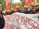 Ex Ilva, lavoratori in protesta a Roma: “Basta cassa integrazione” (Foto e Video)