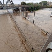 Liguria nella morsa del maltempo, l’assessore regionale Giampedrone: “Criticità significative, ma in un quadro di gravità moderata”