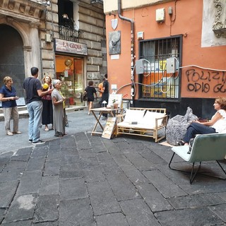 'La strada, le città, la cura' tornano gli incontri sul divano nel Sestiere di Prè