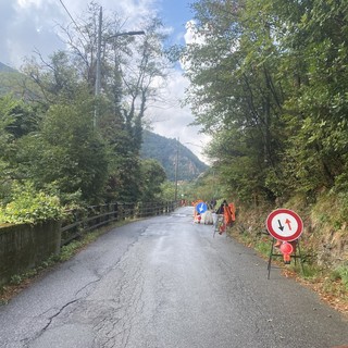 Pegli, la strada per San Carlo è semi-isolata da oltre tre mesi. Residenti esasperati