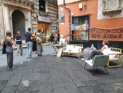 'La strada, le città, la cura' tornano gli incontri sul divano nel Sestiere di Prè