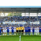 Samp e Carl Zeiss Jena insieme prima del fischio d'inizio (Foto dalla pagina Facebook U.C. Sampdoria)