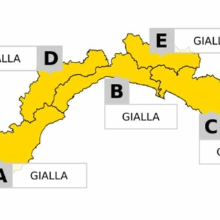 Meteo, cambia l'allerta per possibili temporali: prorogata fino alla serata, ma sarà sempre gialla