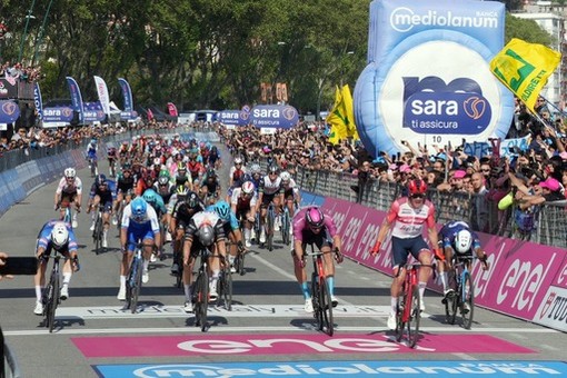 Giro d'Italia, le chiusure dei caselli autostradali per consentire il passaggio della tappa &quot;Camaiore-Tortona&quot;