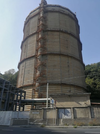 Ex Gasometro di Campi, urgono interventi di riqualificazione