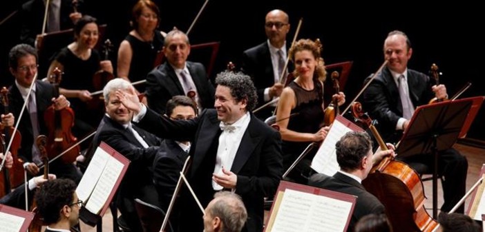 Concerto per Genova: al Carlo Felice il Maestro Dudamel