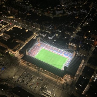 Ancora scontri tra tifosi durante la partita. La zona di corso De Stefanis è presidiata