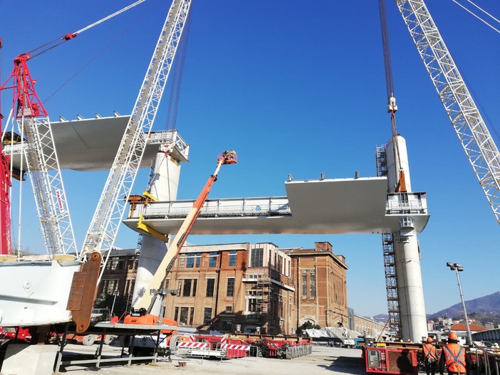 Ponte per Genova: varato il quinto impalcato