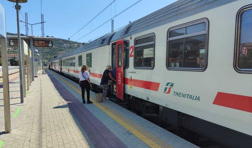 Circolazione ferroviaria interrotta dal 2 al 6 gennaio, per agevolare chi si mette in viaggio l'iniziativa di associazioni di Consumatori e Regione Liguria