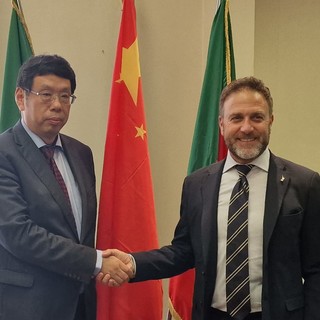 Il vicepresidente della Regione Alessandro Piana incontra il console cinese Wang Wengang