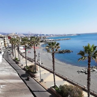 Torna balneabile il tratto costiero del Lungomare di Pegli