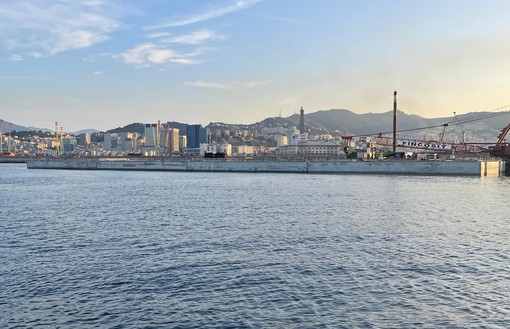 I lavori per la diga foranea di Genova