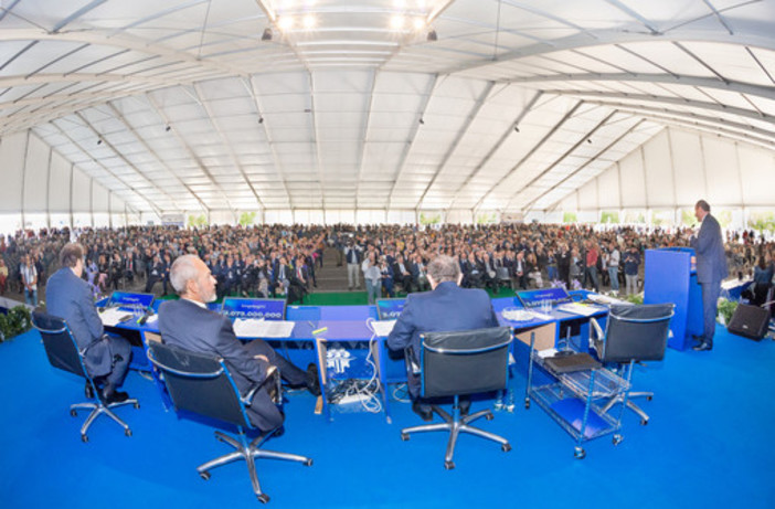 L'assemblea di Banca d'Alba (foto Enzo Massa)