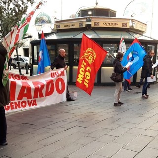 Sestri Ponente, i lavoratori di Leonardo in sciopero: &quot;Genova non si vende&quot;