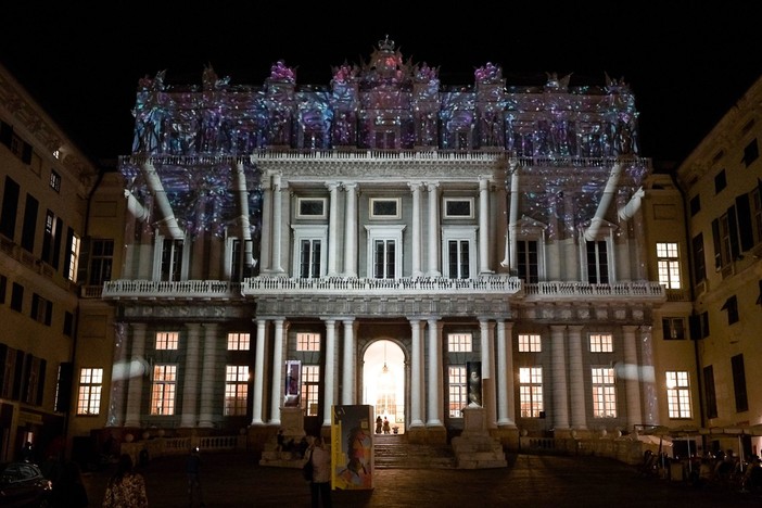 Tutto pronto per Monumental Tour, lo show di luci, animazioni e musica sulla facciata di Palazzo Ducale