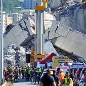 Genova non dimentica le vittime del ponte Morandi: sei anni dopo la ferita brucia ancora