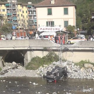 Ristoratore di Recco vola nel torrente con il Suv e i figli a bordo