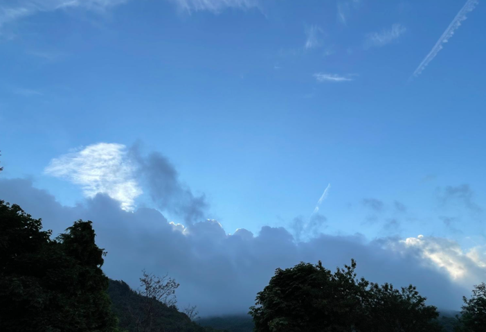 Meteo: schiarite in costa in un contesto umido