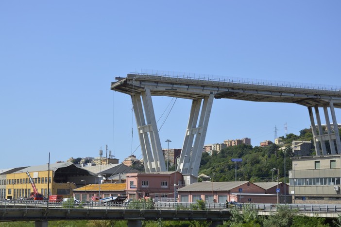 Crollo ponte, la Procura: &quot;Stiamo analizzando tutti i video&quot;