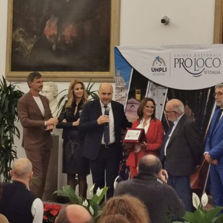 Professoressa pegliese vince il primo premio nazionale con una tesi sulla lingua genovese