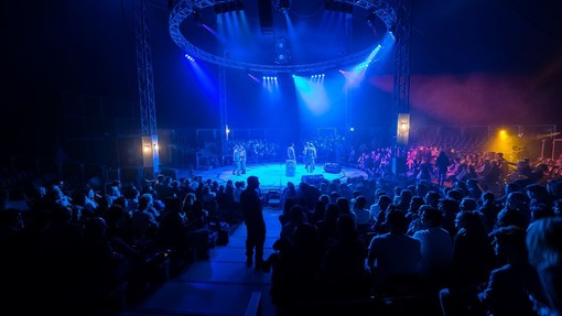 La stravagante magia dello Psychiatric Circus alla Fiera di Genova