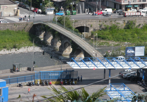 Pista ciclabile e spazio da vivere: la nuova vita del Bisagno nella tesi di un’architetta genovese