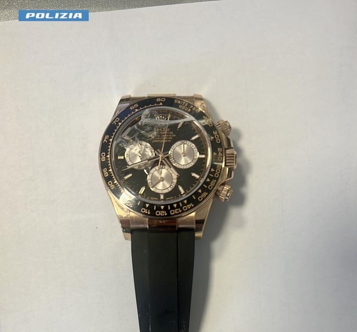 Il Rolex Daytona rubato a Forte dei Marmi e recuperato a Sampierdarena