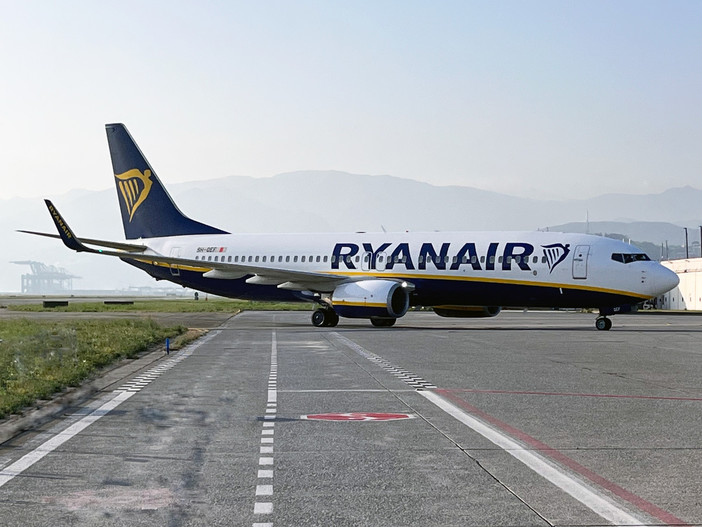 Aeroporto di Genova, boom di turisti alla scoperta della Liguria con i voli Ryanair