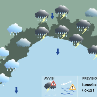 Meteo, continua l'allerta arancione fino alle 15 di oggi: possibili frane, smottamenti ed allagamenti