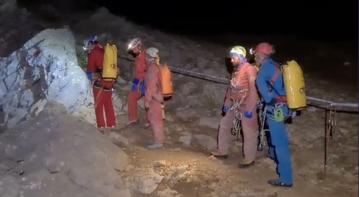 Turchia, tecnici liguri impegnati nel recupero di uno speleologo americano colto da malore (Video)